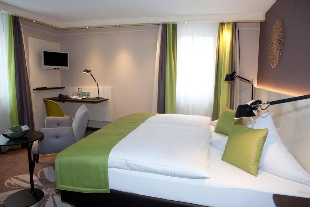 Hotel-Restaurant Arneggers Adler 티펜브론 외부 사진