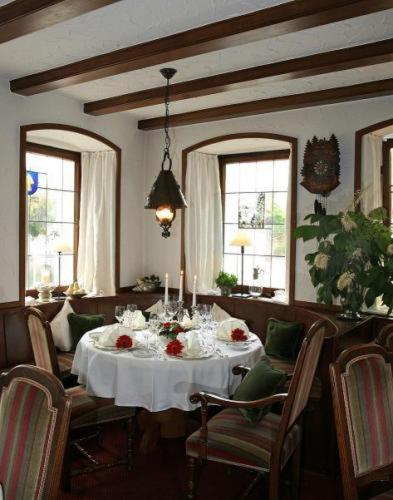 Hotel-Restaurant Arneggers Adler 티펜브론 외부 사진