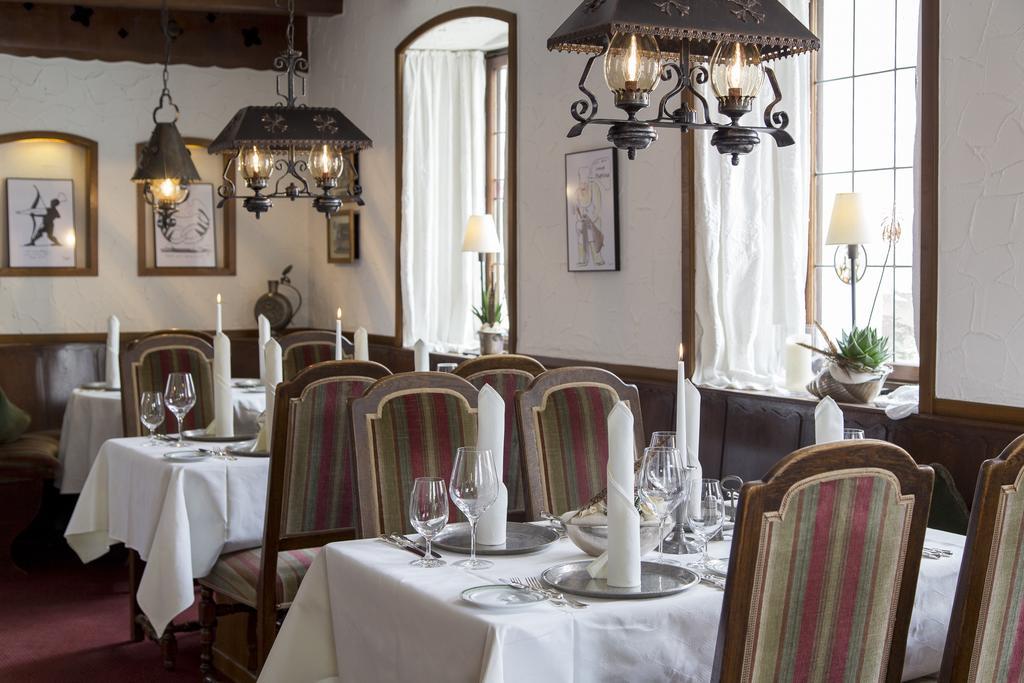 Hotel-Restaurant Arneggers Adler 티펜브론 외부 사진